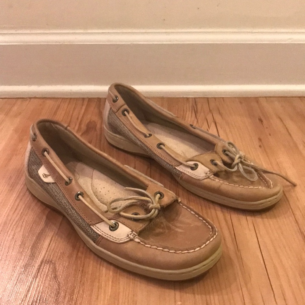 Womens Sperry Boat Shoes. Size 10